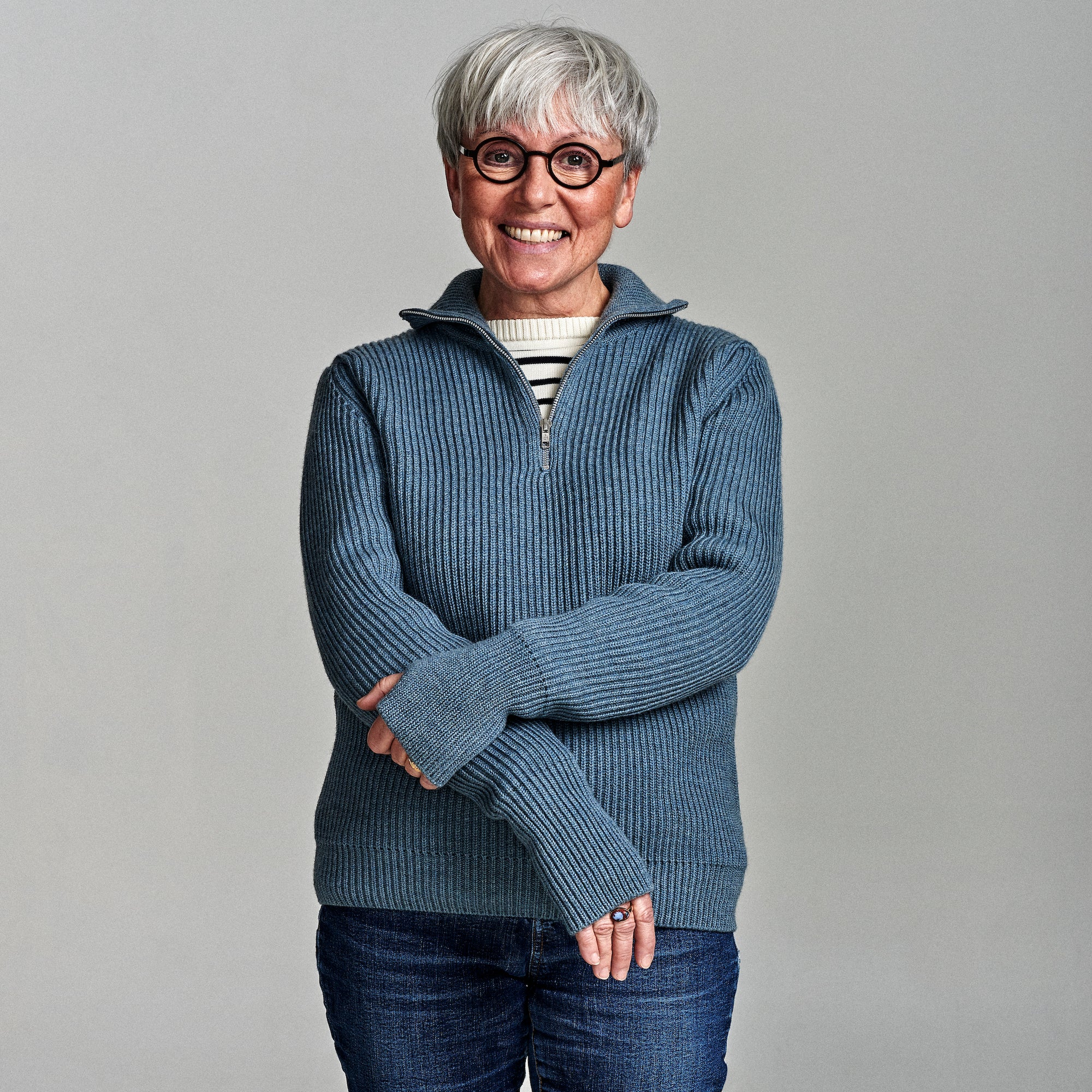 Anne in Navy Half-Zip in Light Indigo